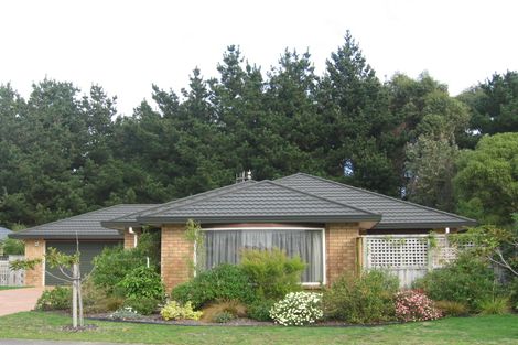 Photo of property in 10 San Vito Place, Paraparaumu Beach, Paraparaumu, 5032