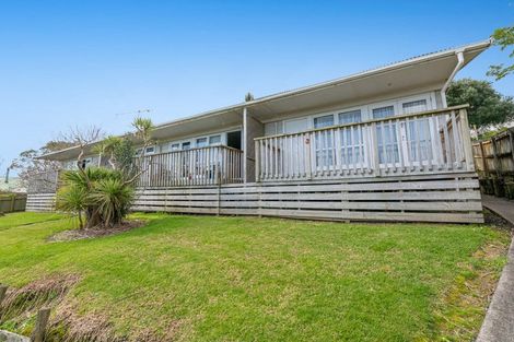 Photo of property in 2 Kaipara Crescent, Helensville, 0800