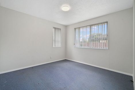 Photo of property in 7 Mckellar Place, Hornby, Christchurch, 8042