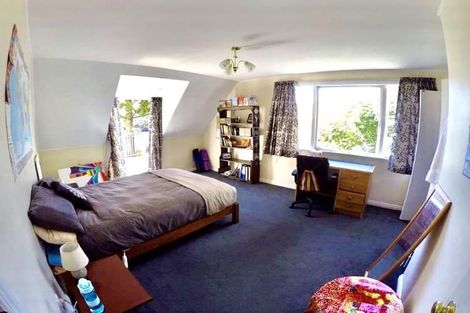 Photo of property in 38 Ngaio Road, Kelburn, Wellington, 6012