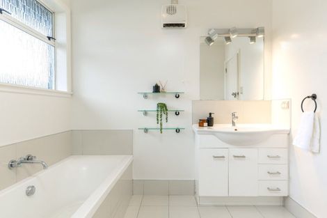 Photo of property in 4 Washington Crescent, Redwoodtown, Blenheim, 7201