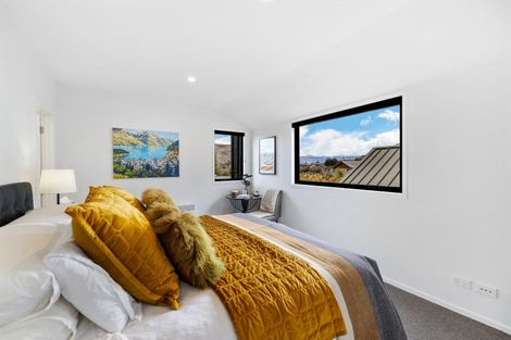 Photo of property in 3a Rannoch Drive, Jacks Point, Queenstown, 9371