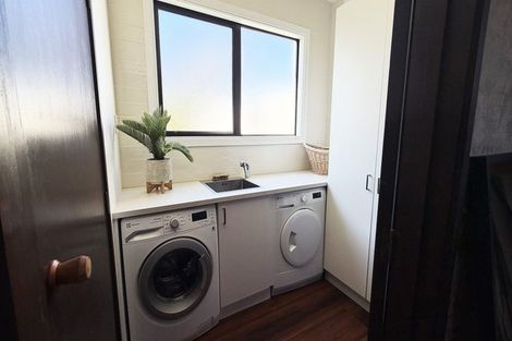 Photo of property in 41 Porritt Avenue, Chatswood, Auckland, 0626