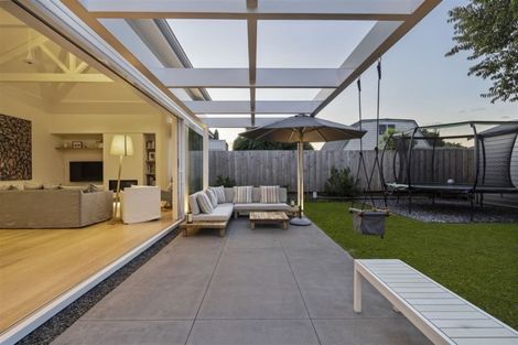 Photo of property in 17 Leslie Avenue, Sandringham, Auckland, 1025
