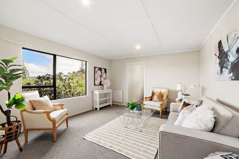 Photo of property in 3 Noeleen Street, Glenfield, Auckland, 0629