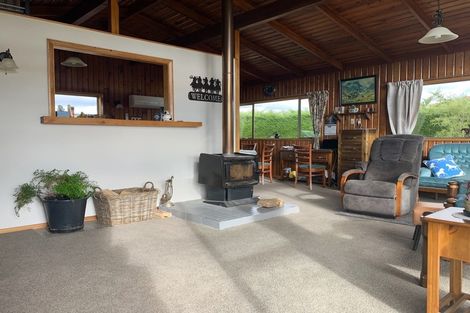 Photo of property in 460 Palmerston-dunback Road, Glenpark, Palmerston, 9483