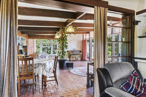 Photo of property in 72 Leinster Avenue, Raumati South, Paraparaumu, 5032