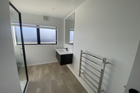 Photo of property in 7/19 Milton Road, Orewa, 0931