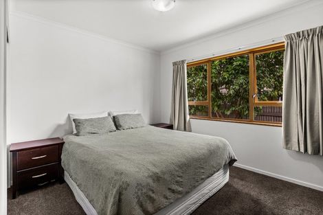 Photo of property in 17 Elliott Street, Taradale, Napier, 4112