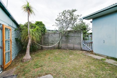 Photo of property in 26 Kent Avenue, Waitarere Beach, Levin, 5510