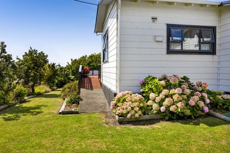 Photo of property in 34 Kent Street, Patea, 4520