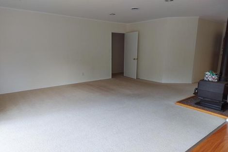 Photo of property in 59 Vintage Drive, Henderson, Auckland, 0612