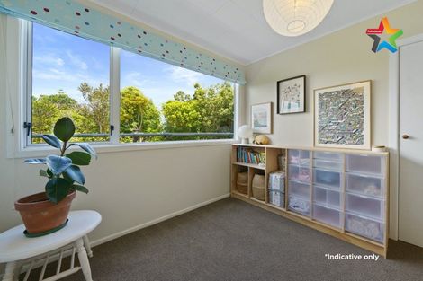 Photo of property in 10 Laurel Grove, Maungaraki, Lower Hutt, 5010