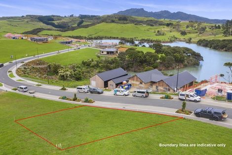 Photo of property in 9 Omahina Street, Raglan, 3225