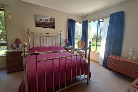 Photo of property in 19 Kew Road, Westport, 7825