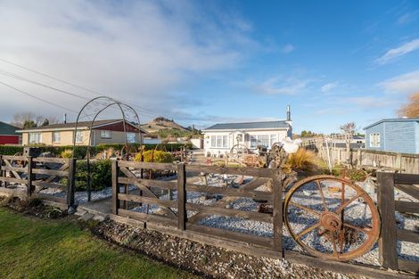 Photo of property in 20 Roseness Street, Palmerston, 9430