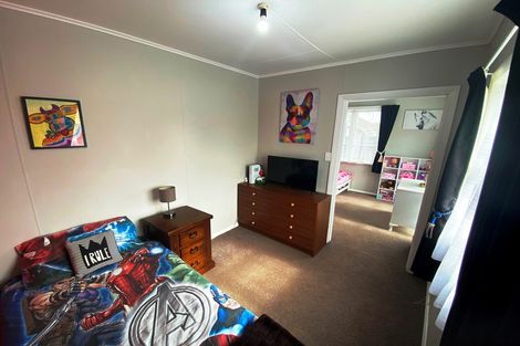 Photo of property in 74 Tauhuri Street, Manaia, 4612