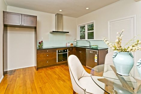 Photo of property in 1/221 Lake Road, Belmont, Auckland, 0622