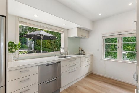 Photo of property in 41 Rutherford Terrace, Meadowbank, Auckland, 1072