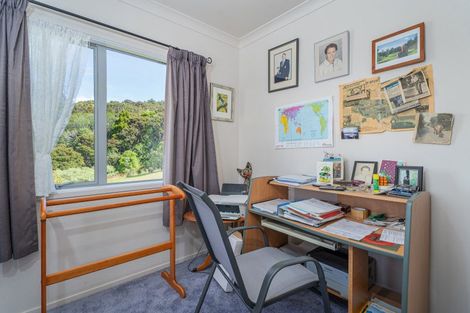 Photo of property in 16 Ohuka Place, Whitianga, 3510