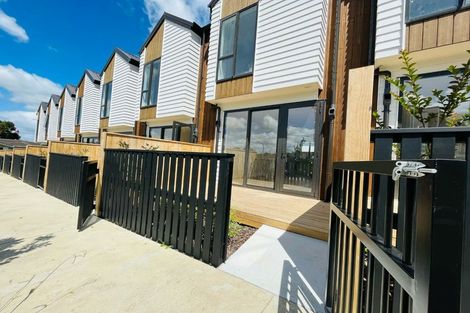 Photo of property in 4/31 Mahalo Avenue, Wiri, Auckland, 2104