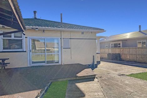 Photo of property in 10 Hargood Street, Woolston, Christchurch, 8062