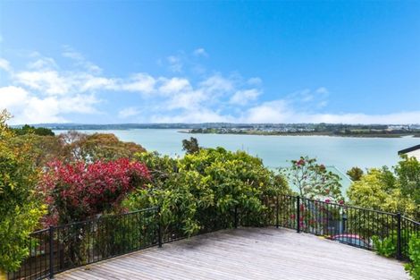 Photo of property in 2/41 Telstar Place, Beach Haven, Auckland, 0626