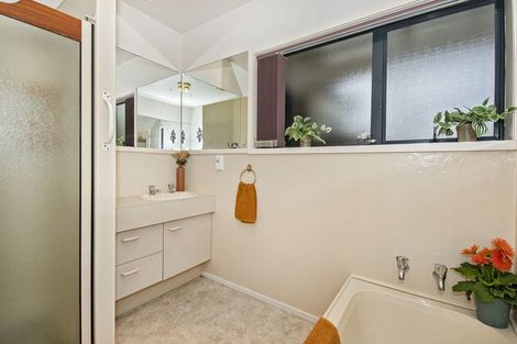 Photo of property in 116b Fairway Drive, Te Kamo, Whangarei, 0112