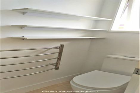 Photo of property in 19 Swallow Drive, Manurewa, Auckland, 2102