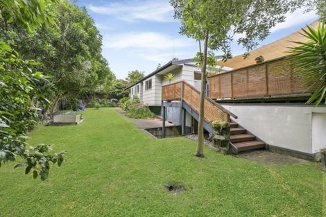 Photo of property in 2 Endeavour Avenue, Welcome Bay, Tauranga, 3112