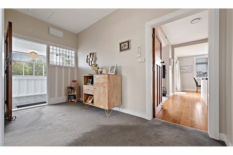 Photo of property in 6 Mortlake Street, Islington, Christchurch, 8042