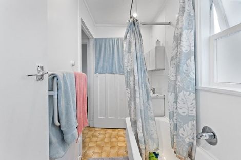 Photo of property in 18 Bank Street, Mount Eden, Auckland, 1024