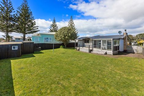 Photo of property in 54 Hume Street, Waitara, 4320