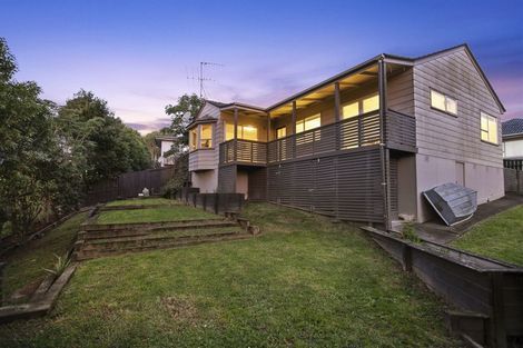 Photo of property in 13 Glenbury Place, Massey, Auckland, 0614