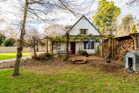 Photo of property in 147 Outram-mosgiel Road, Mosgiel, Outram, 9073
