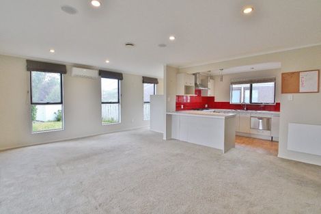 Photo of property in 366 Main Road, Huapai, Kumeu, 0810
