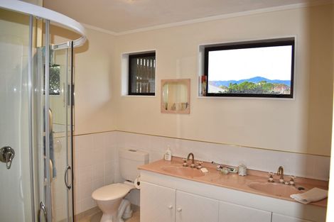 Photo of property in 53 Railway Terrace, Ohau, Levin, 5570