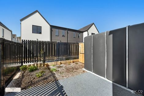 Photo of property in 130 Cambridge Terrace, Fairfield, Lower Hutt, 5011