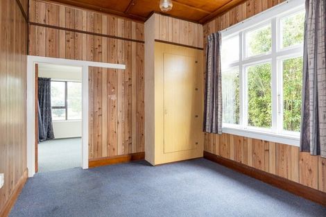 Photo of property in 16 Herbert Street, Waimate, 7924