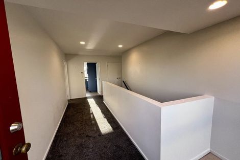 Photo of property in 1/3 Albany Highway, Unsworth Heights, Auckland, 0632