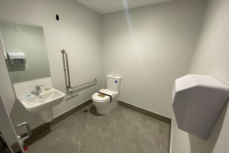 Photo of property in 86f Kervil Avenue, Te Atatu Peninsula, Auckland, 0610