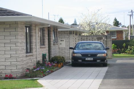 Photo of property in 2/57 Pemberton Crescent, Greerton, Tauranga, 3112