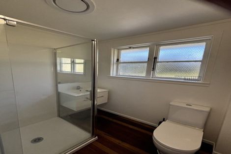 Photo of property in 22 Banks Street, Marfell, New Plymouth, 4310