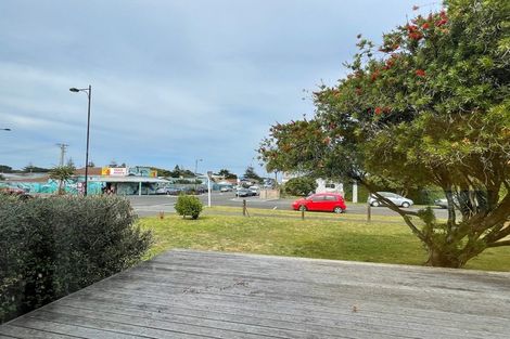 Photo of property in 1 Rangiora Street, Castlecliff, Whanganui, 4501