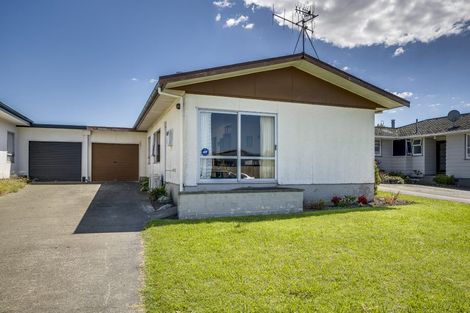 Photo of property in 20-22 Freyberg Avenue, Tamatea, Napier, 4112