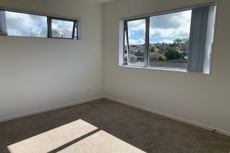 Photo of property in 136a Prince Regent Drive, Half Moon Bay, Auckland, 2012