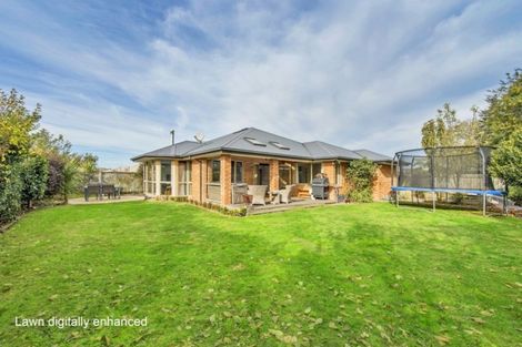 Photo of property in 6 Stanwood Grove, Darfield, 7510