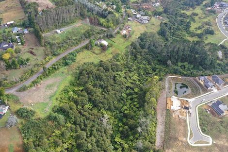 Photo of property in 68 Chamberlain Road, Massey, Auckland, 0614