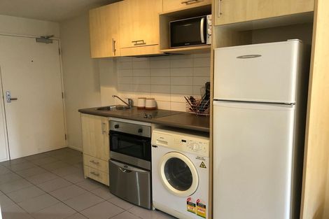 Photo of property in Tower Hill Apartments, 2g/1 Emily Place, Auckland Central, Auckland, 1010