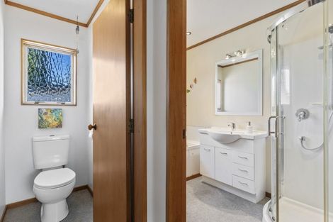 Photo of property in 10 Elder Grove, Whalers Gate, New Plymouth, 4310